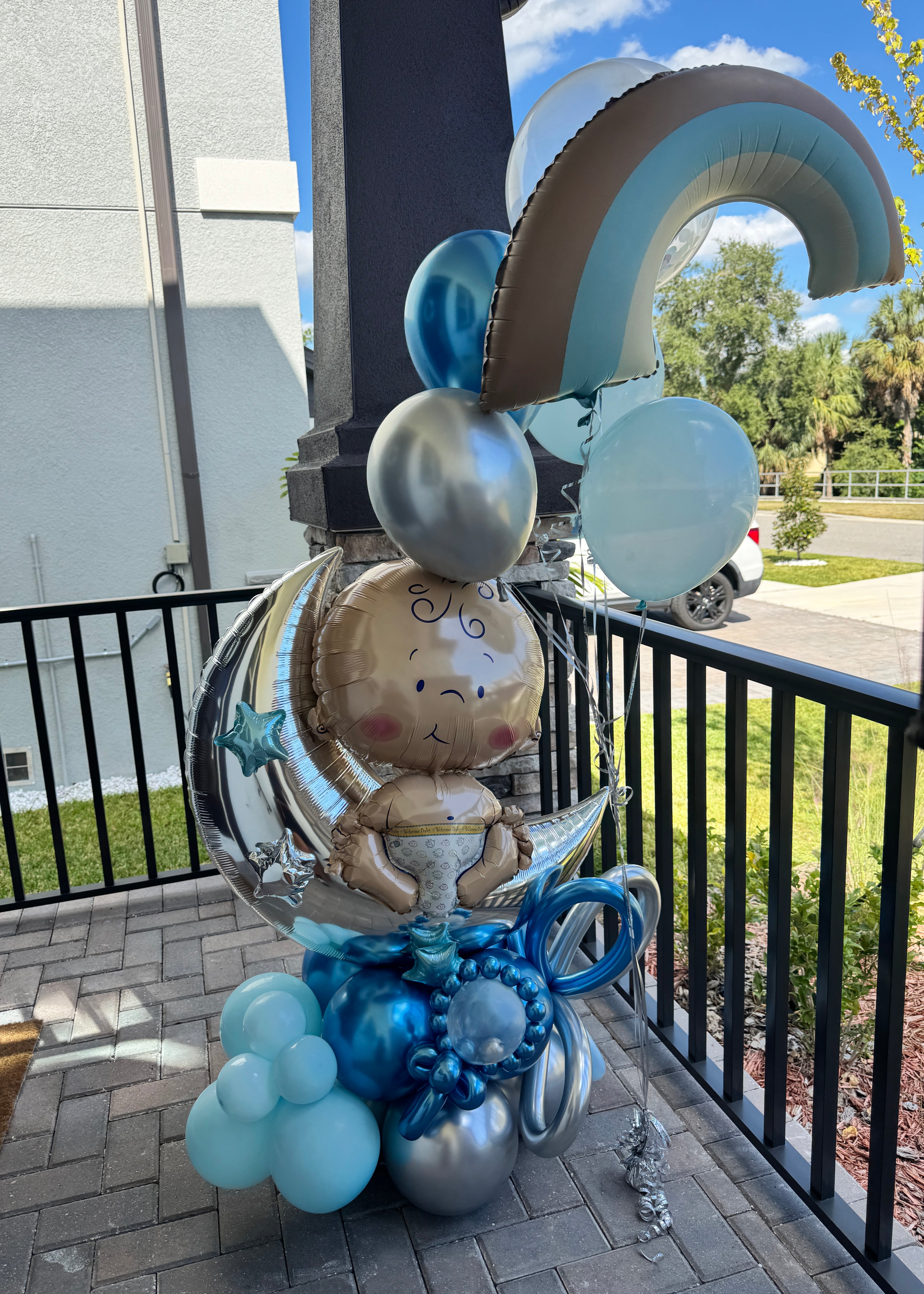 welcome home baby, baby balloon bouquet , balloons , tampa balloons, balloon celebration , baby blue balloons , balloons for baby welcome home celebration