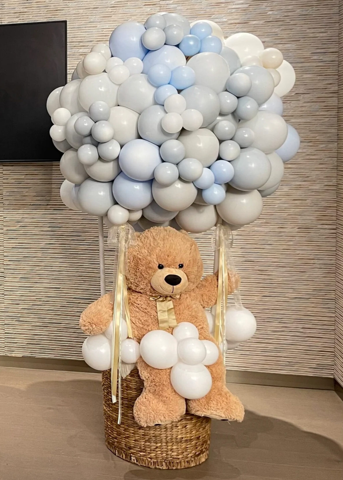 Teddy Bear Hot Air Balloon, baby shower gift , Teddy bear balloon bouquet, balloon bouquet , party galore, party decorations, party decor ,blue balloons