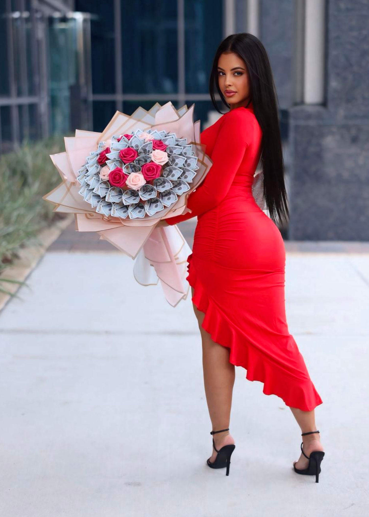 Luxury Rose & Money Bouquet - 40 bills