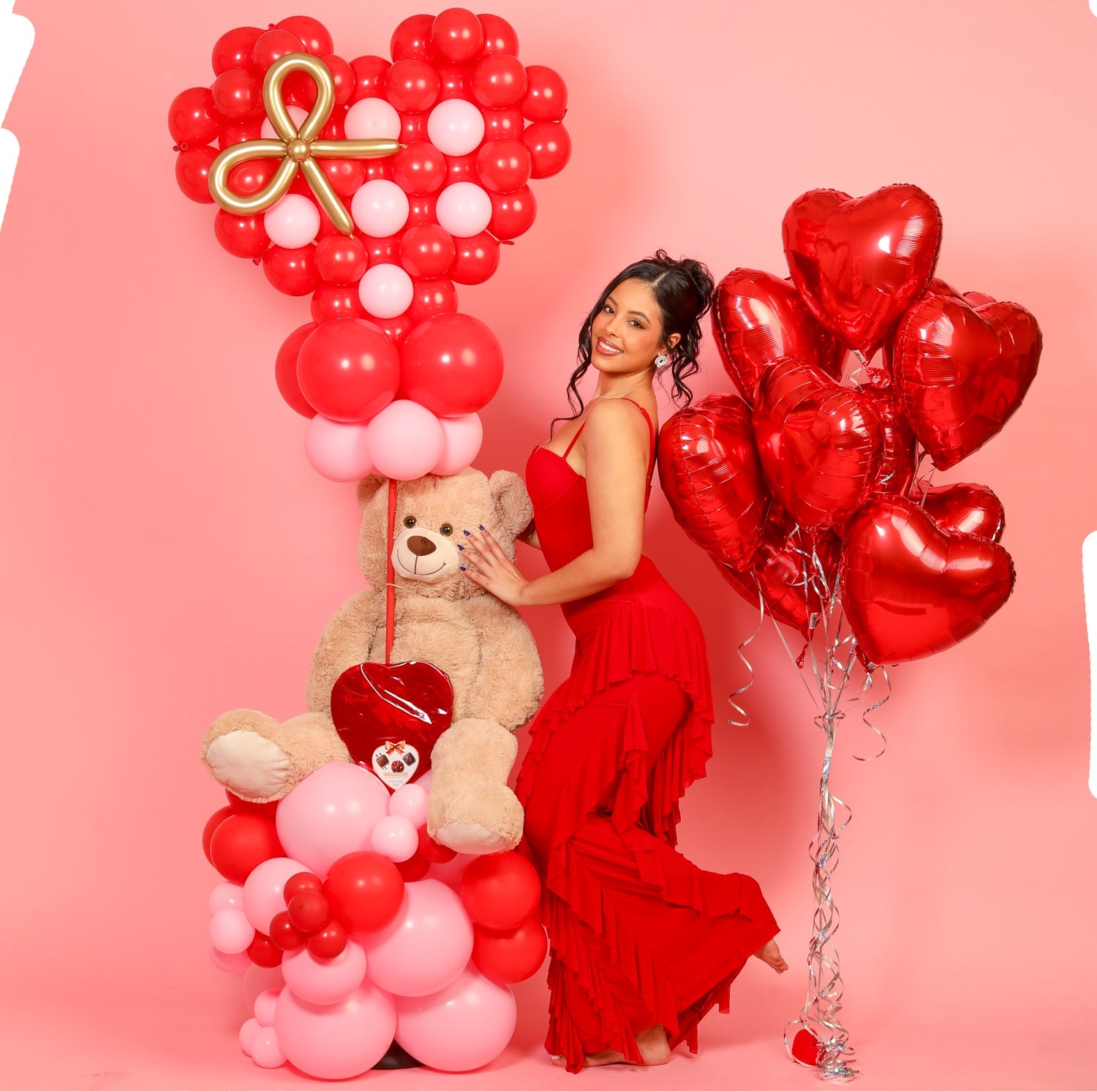 Party Galore Tampa – Premium Balloon Bouquets & Decor in Tampa, FL