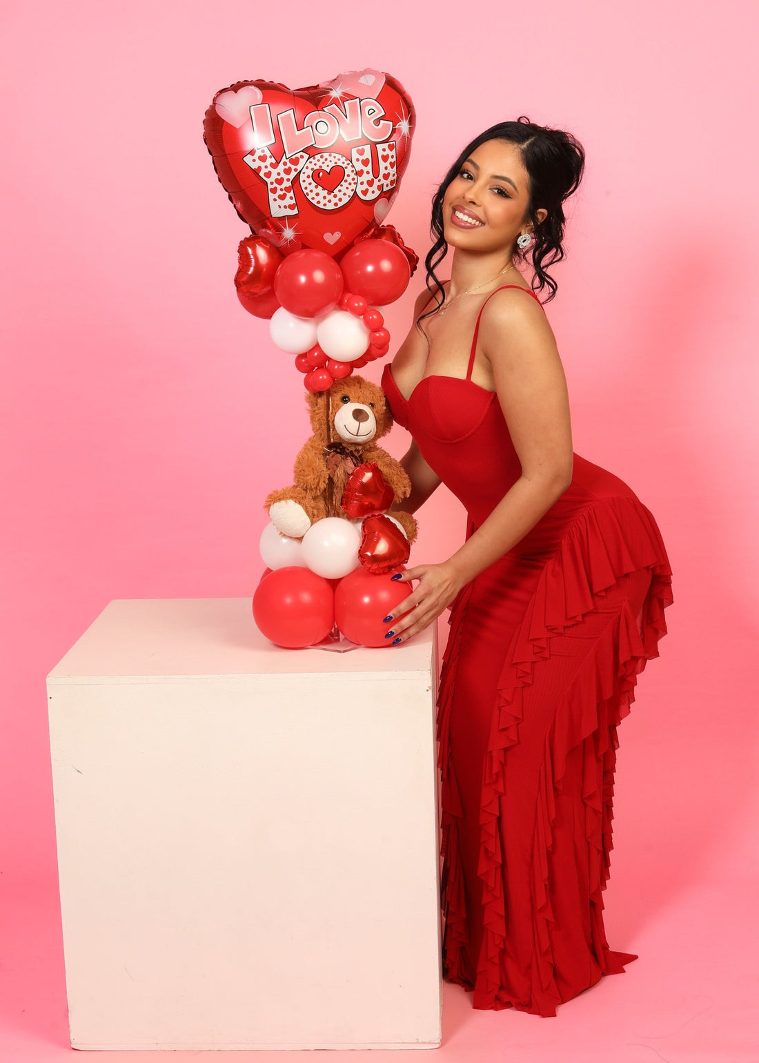 Romantic Valentine’s Day Balloon Arrangement with Teddy Bear