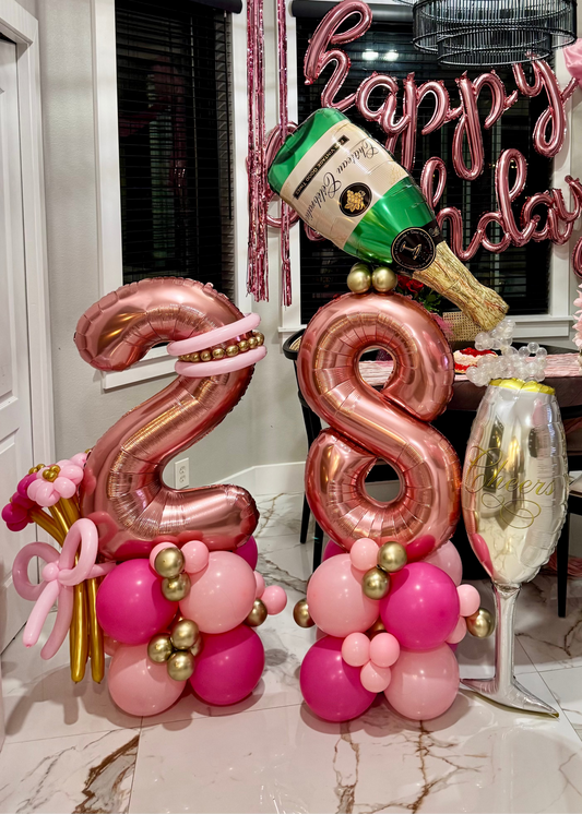 Birthday balloon bouquet , balloon bouquet , tampa balloons , birthday decorations 
