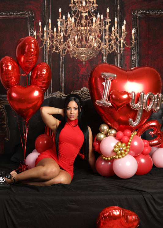 Valentine's Day Grab & Go 40 inch Heart Bouquet & 6 Floating Hearts