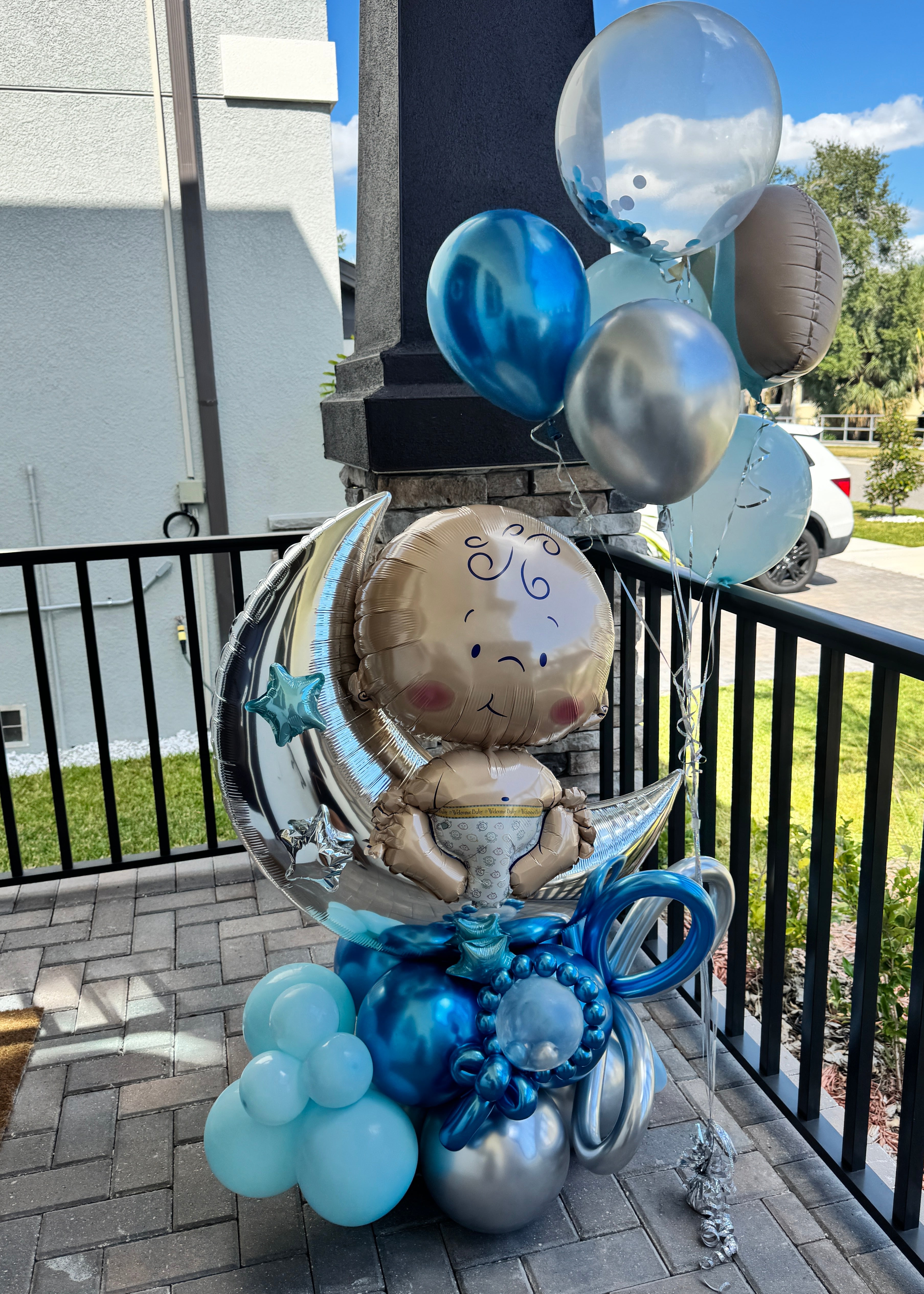 welcome home baby, baby balloon bouquet , balloons , tampa balloons, balloon celebration , baby blue balloons , balloons for baby welcome home celebration 