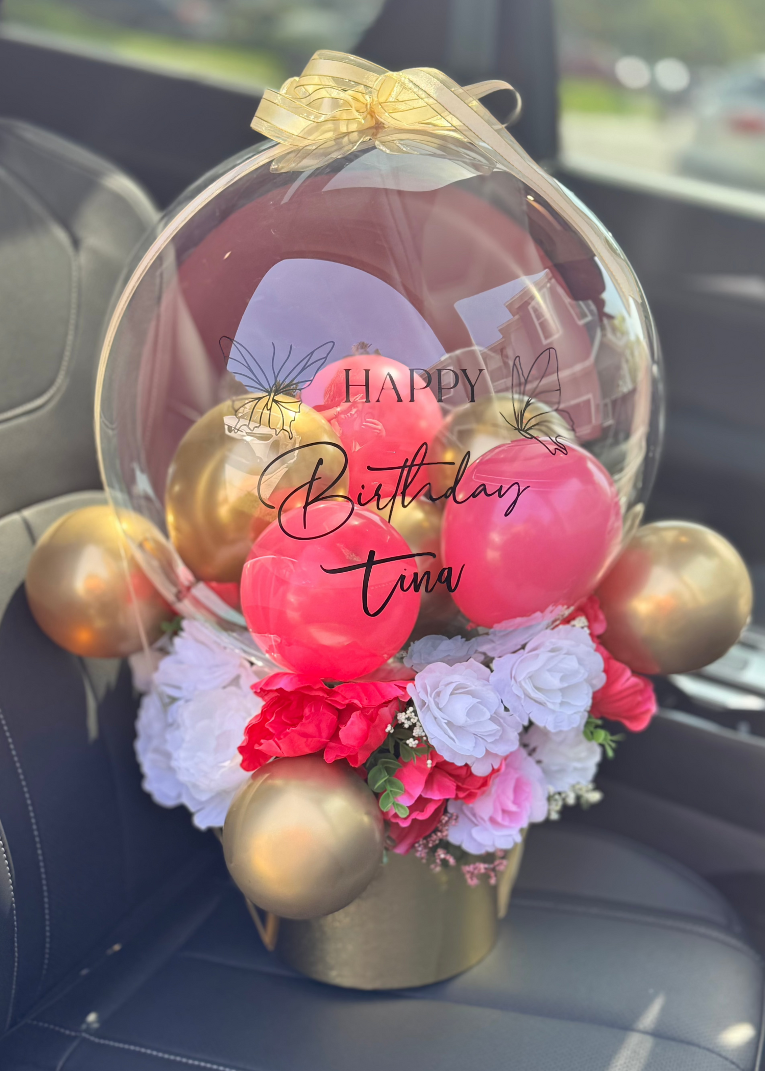 Bobo Balloon Bouquet with Flowers