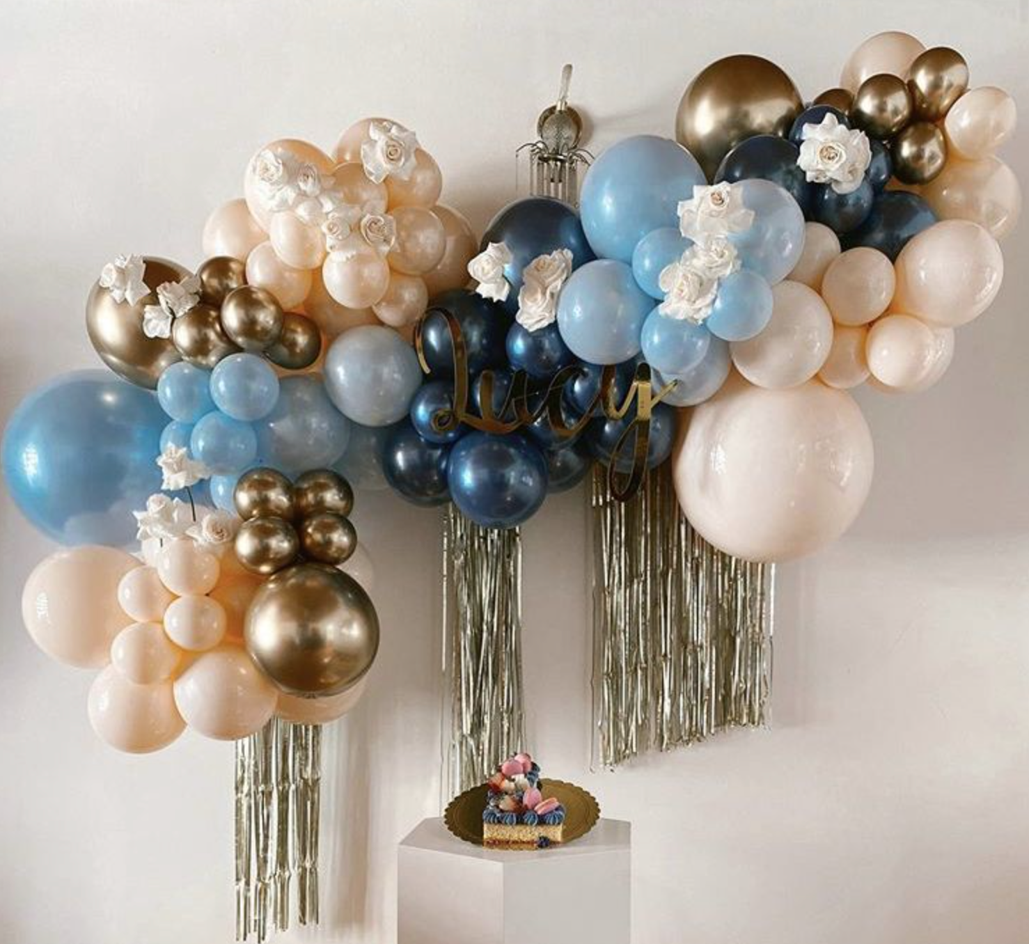 Grab & Go Balloon Garland, tampa balloons , tampa balloon artist , tampa ballon decorations , balloons, balloon garland 