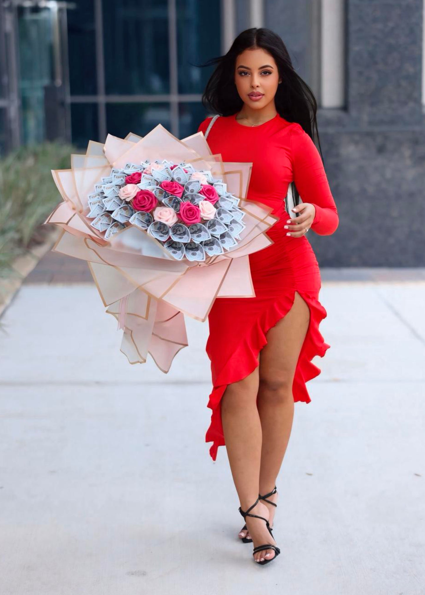 Luxury Rose & Money Bouquet - 40 bills