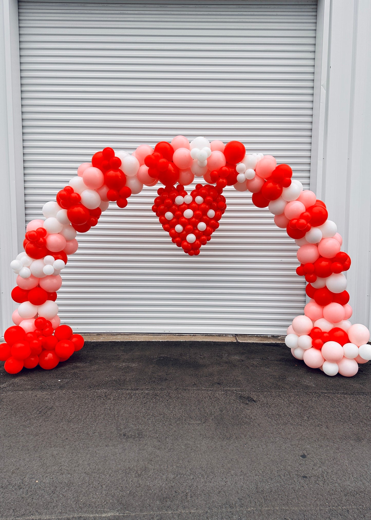 Hearts Theme Balloon Arches