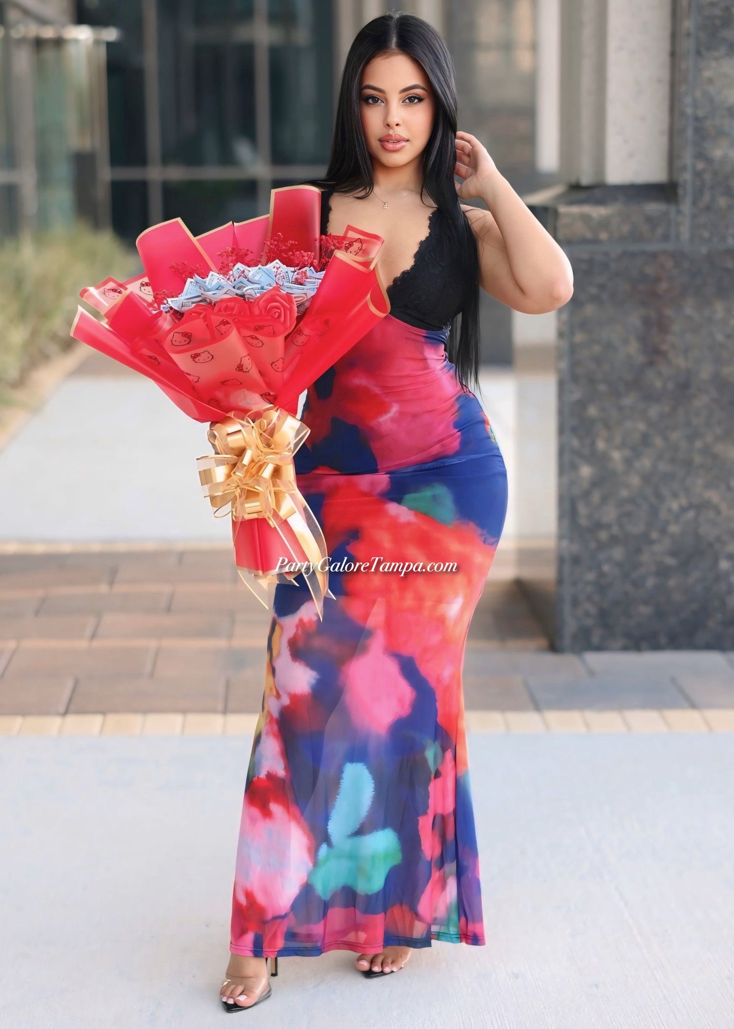 Red Roses Fan Style Money Bouquet (25 Bills)