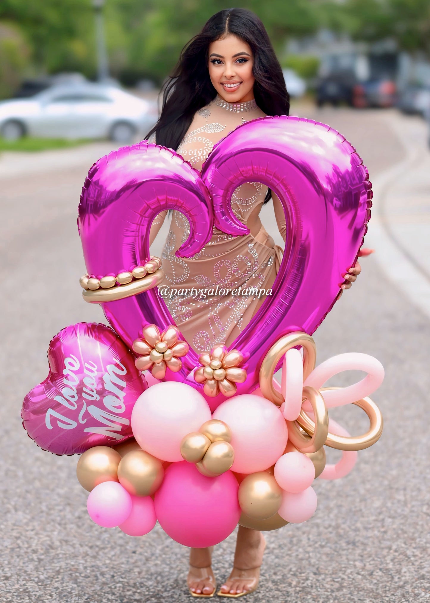 "I Love You Mom" Balloon Bouquet